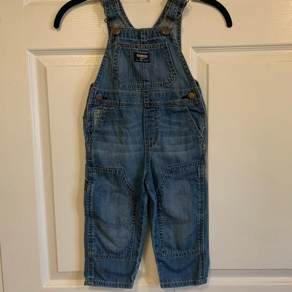 Oshkosh toddler‎ dark wash overalls
